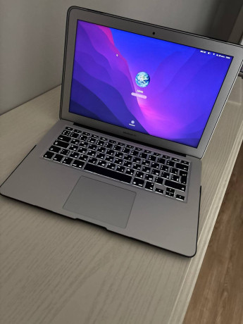 sikarnyi-ultrabuk-macbook-air-2017-core-i5-8gb-big-0