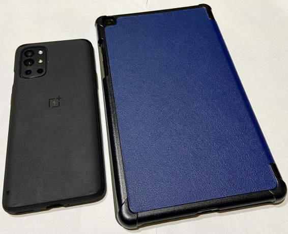 smartfon-oneplus-9r-8256gb-i-planset-samsung-galaxy-tab-na-odin-smartfon-klassom-vyse-ili-moshhnee-big-1