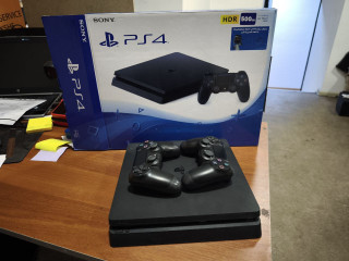 prodam-ps4-slim5-igor-2dzostika-cena-100000