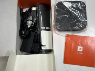 prodam-smart-pristavku-xiaomi-mi-box
