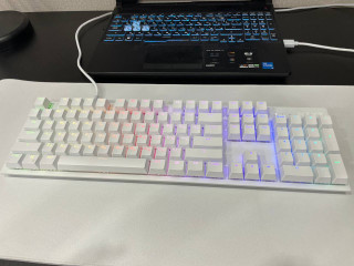 prodaiu-soversenno-novuiu-mexaniceskuiu-klaviaturu-nzxt-function-2