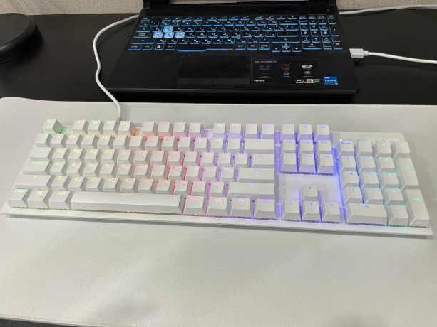 prodaiu-soversenno-novuiu-mexaniceskuiu-klaviaturu-nzxt-function-2-big-0