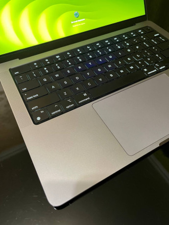 prodaiu-macbook-pro-14-m1-pro-32512-big-2