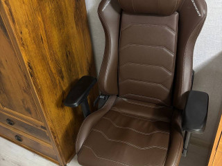 prodam-kreslo-dxracer-v-xorosem-sostoianii