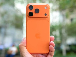 iphone-17-pro-256gb-esim-sostoianie-novoe-ni-skolov-ni-carapin-na-ekrane-plenka-s-momenta-pokupk