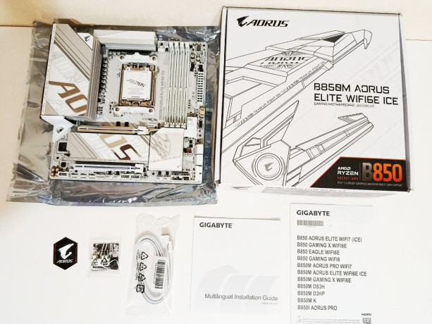 gigabyte-b850m-aorus-elite-wifi6e-ice-big-0