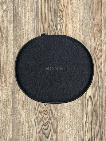 prodam-nausniki-ot-sony-model-ult-big-1