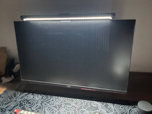 monitor-aok-144hz-big-2