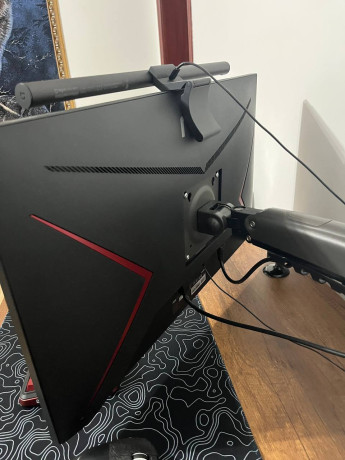 monitor-aok-144hz-big-1