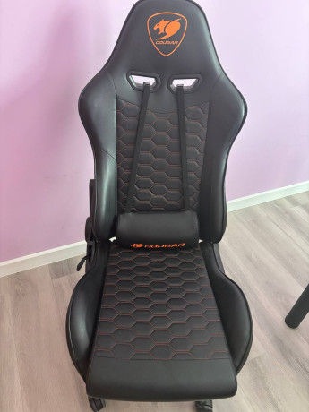 kompiuternoe-kreslo-cougar-outrider-black-cernyi-big-1