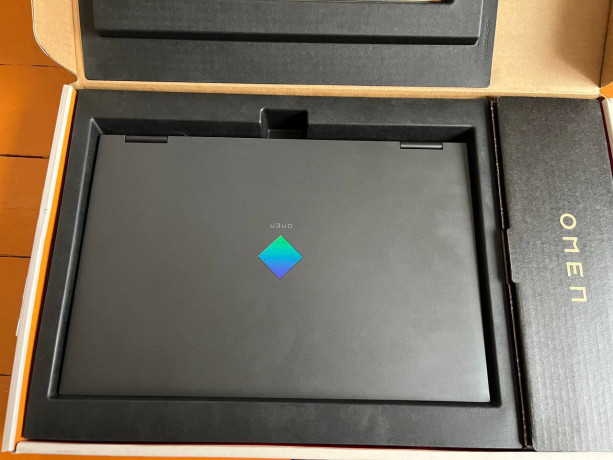 prodaiu-nout-hp-omen-big-2