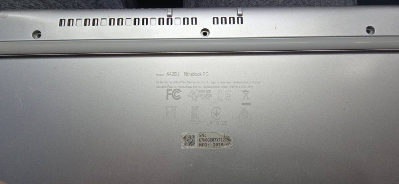asus-x420u-ishhu-topkeis-na-razbore-celikom-big-0