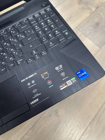 prodam-xorosii-noutbuk-asus-tuf-gaming-f15-fx506h-big-2