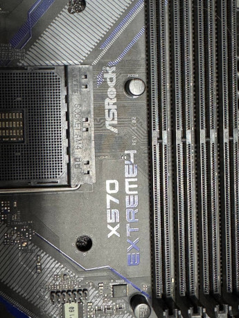 almaty-prodam-materinskaia-plata-asrock-x570-am5-big-2