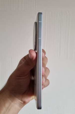 vivo-x100s-12256-white-big-2