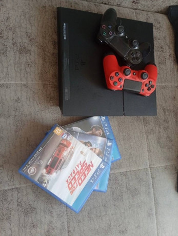 prodam-playstation-4-fat-big-0