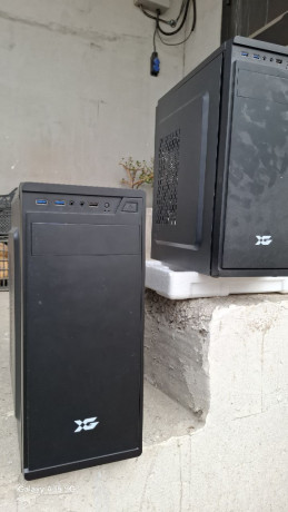 prodam-dva-korpusa-ot-xg-dlia-kompiutera-korpusa-bez-bloka-pitaniia-samovyvoz-za-dva-korpusa-8000-big-0