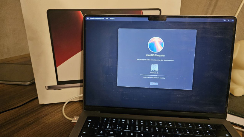 macbook-pro-m1pro-14-big-0