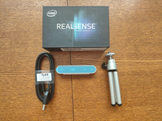 intel-realsense-d415u-umeet-zaxvatyvat-i-analizirovat-3d-strukturu-sceny-formirovat-tocnye-ka