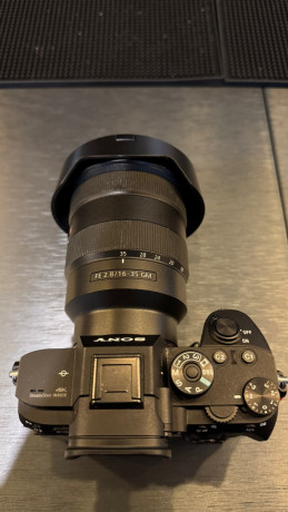 kamera-sony-alpha-a7r-iii-tuska-600-000-tg-big-3