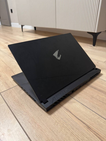 prodam-noutbuk-gigabyte-aorus-15-bsf-obmen-ne-interesuet-big-1
