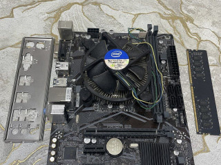 prodam-v-sbore-materinku-h410m-s2-processor-i3-10100f-ram-16gb-apacer-3200mhz-42000tg-boks-kule