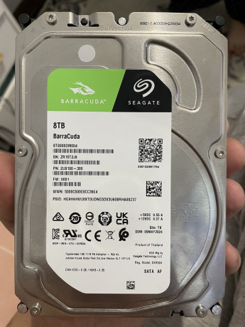 prodam-zestkii-disk-na-4tb-i-na-8tb-v-otlicnom-sostoianii-big-1