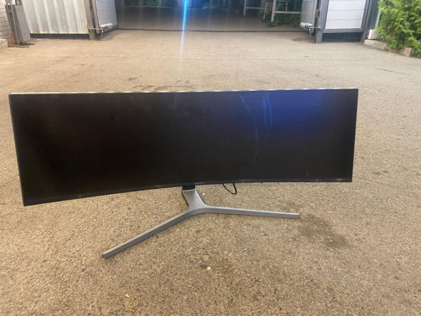 prodam-monitor-big-1