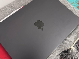 macbook-pro-14-m3-pro-18-gb-512-gb