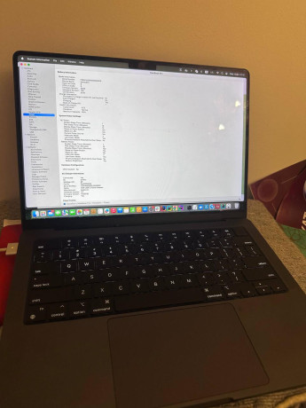 macbook-pro-14-m3-pro-18-gb-512-gb-big-1