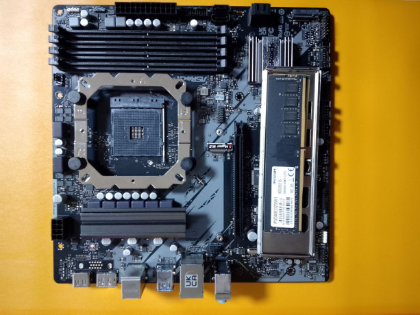 komplekt-materinskaia-plata-asrock-b550m-phantom-gaming-4-162x8-gb-ddr4-3200-patriot-big-0