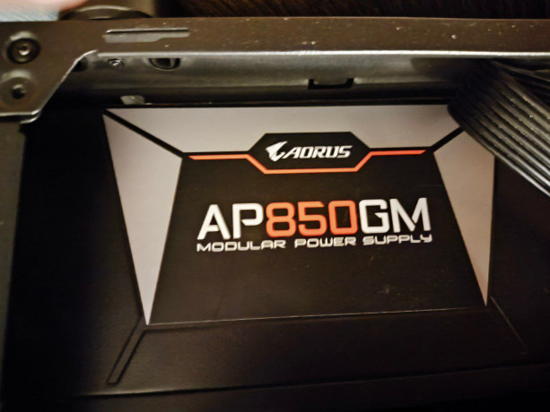 gygabite-aorus-80-plus-gold-big-0