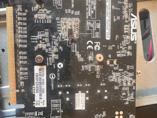 asus-gtx-750-s-plomboi-v-robocem-sostoianii-10000