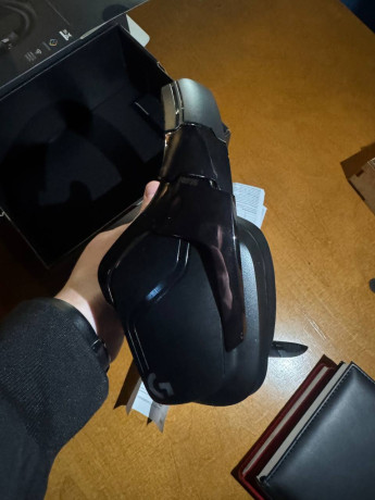 prodam-nausniki-logitech-g935-big-1