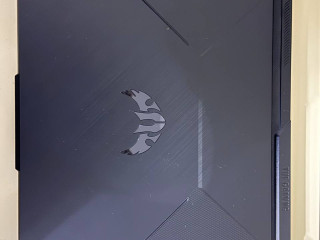 asus-tuf-gaming-f15-fx506lhb-v-otlicnom-sostoianii-imeiutsia-kosmeticeskie-defekty-vide-nekotoryx-klavi