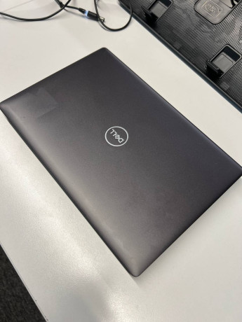 rabocii-ofisnyi-noutbuk-dell-latitude-5401-14-diuimovyi-big-0