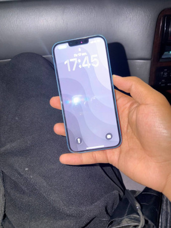 iphone-13-128-v-otlicnom-sostoianie-ne-vskryvalsia-akb-74-bez-komplekta-160k-torg-umesten-big-0