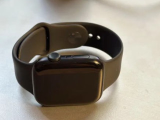 apple-watch-9-45mm-midnight-v-otlicnom-sostoianii