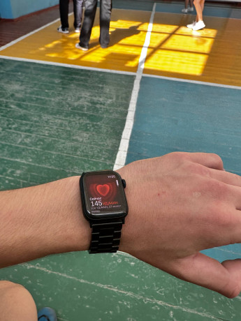 astana-prodam-apple-watch-se2-40mm-cena100k-big-0