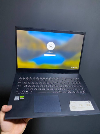 noutbuk-asus-big-0
