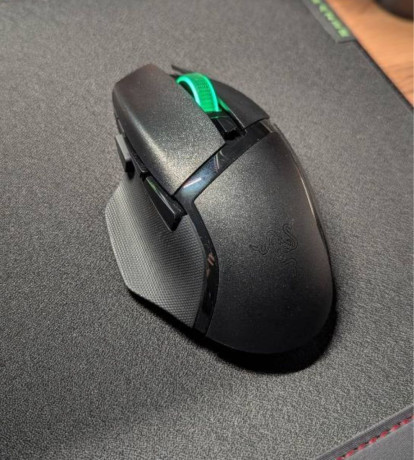 astana-prodam-besprovodnaia-programiruemaia-razer-basilisk-v3-hyper-speed-novaia-original-est-n-big-1