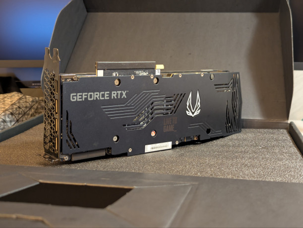zotac-gaming-geforce-rtx-3090-trinity-oc-big-3