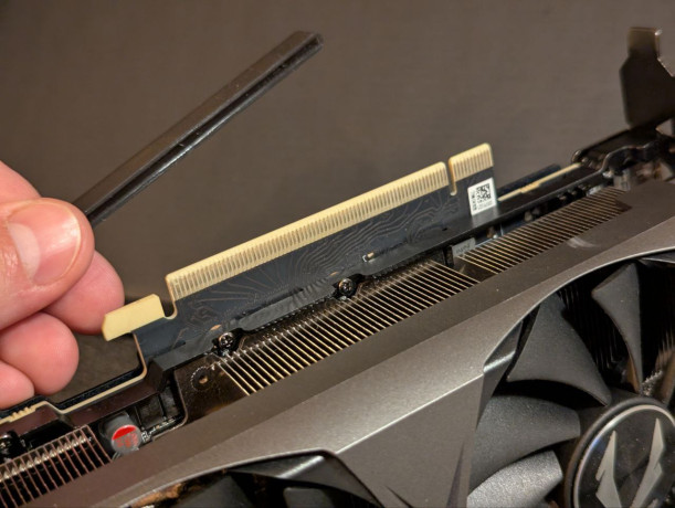 zotac-gaming-geforce-rtx-3090-trinity-oc-big-4