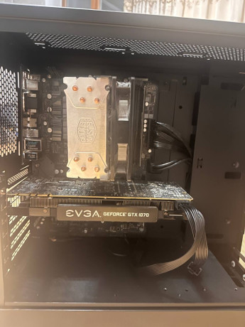 prodam-evga-1070-big-0