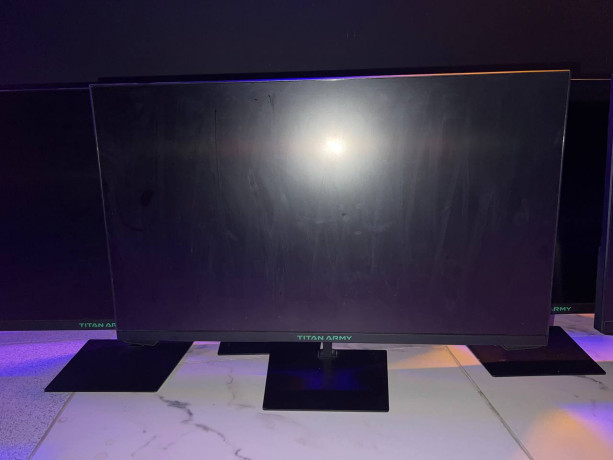 monitory-titan-165-180gc-big-1