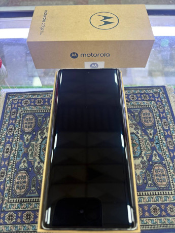 motorola-edge-30-ultra-big-0