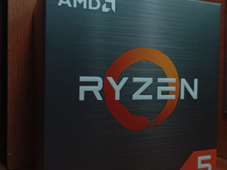 processor-ryzen-5-5600-box-novyi