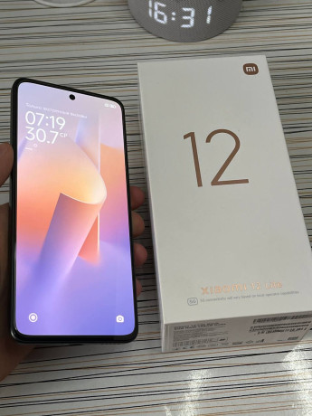 prodam-xiaomi-12-lite-5g-8128-telefon-v-otlicnom-sostoianii-bez-kakix-libo-defektov-skolov-treshhi-big-1