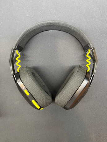 nausniki-logitech-g435-big-1