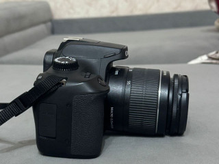 fotoapparat-canon-eos-4000d-kit-obieektiv-18-55-mm